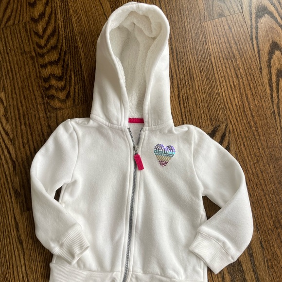 Adorable Little Girl 24 Month White Heart Sweatshirt Jacket - Picture 1 of 2